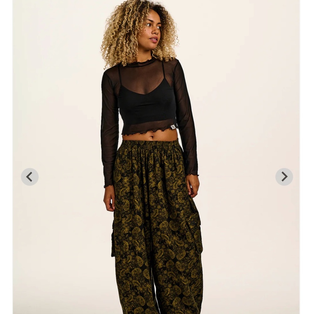 Lucy and Yak Perrie top size Large